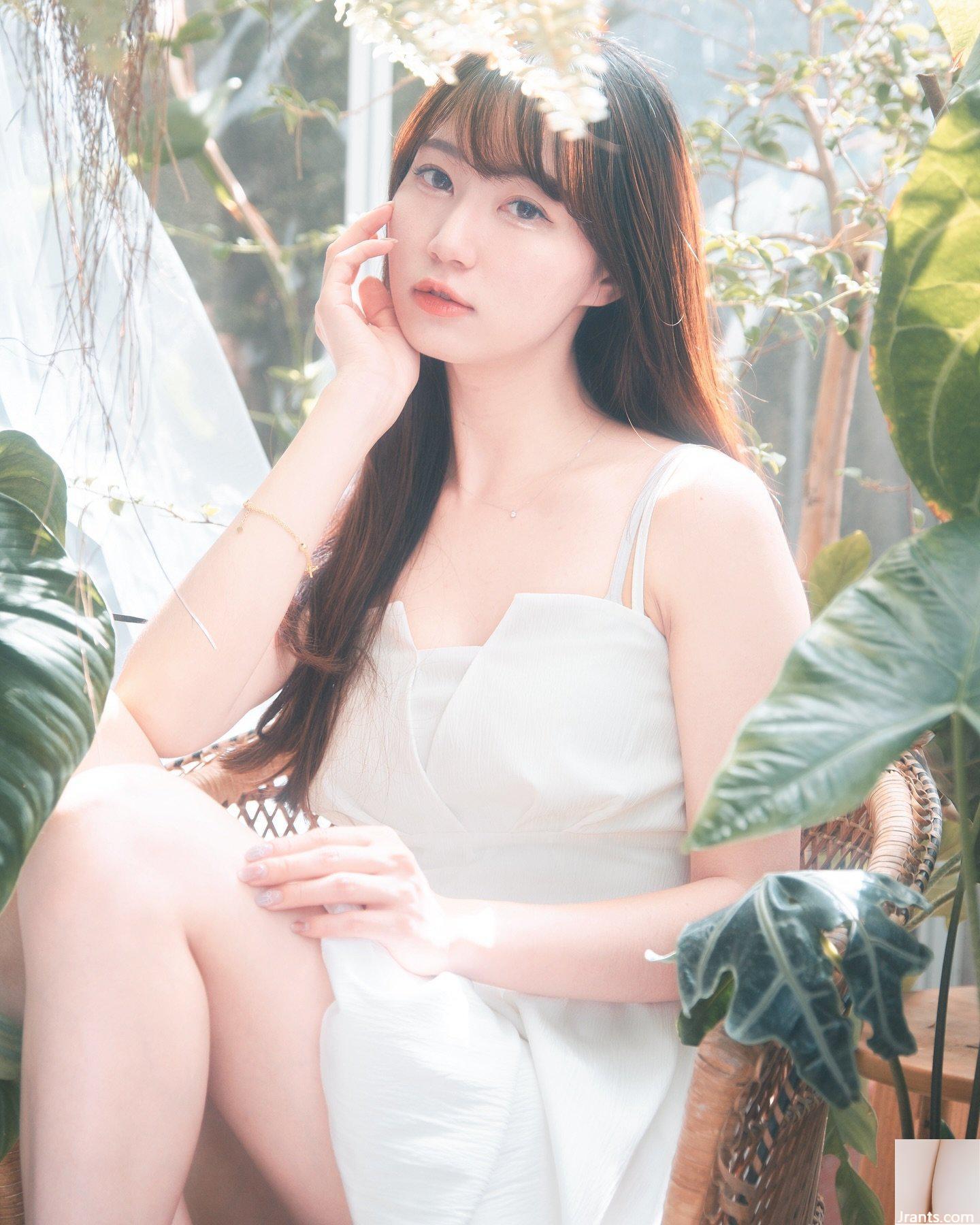 Hình ảnh bắt mắt của “Rourou JOJO” với nụ cười ngọt ngào, khuôn mặt ngọt ngào và cảm giác yêu đời (15P) - Ảnh 15