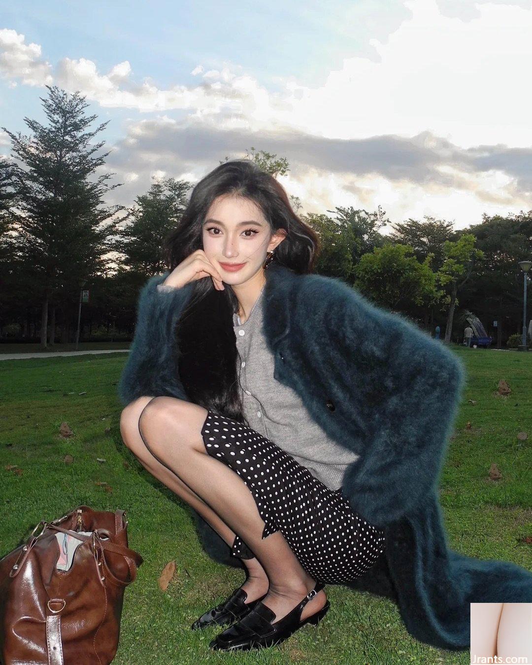 Khe ngực chữ V sâu không thể che giấu sự phấn khích của bạn chỉ bằng cách nhìn vào nó (bí mật nhỏ bẩn thỉu)(17P) - Ảnh 13