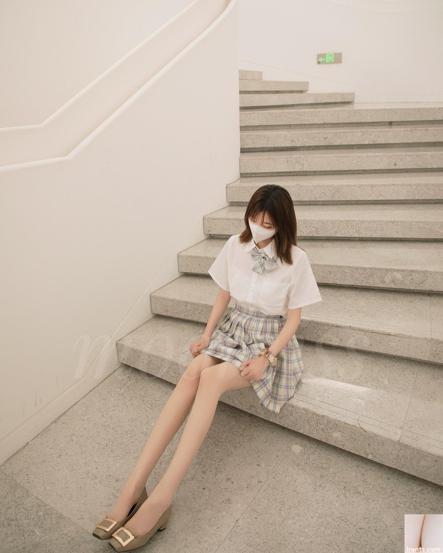 Khe ngực chữ V sâu không thể che giấu sự phấn khích của bạn chỉ bằng cách nhìn vào nó (bí mật nhỏ bẩn thỉu)(17P) - Ảnh 7