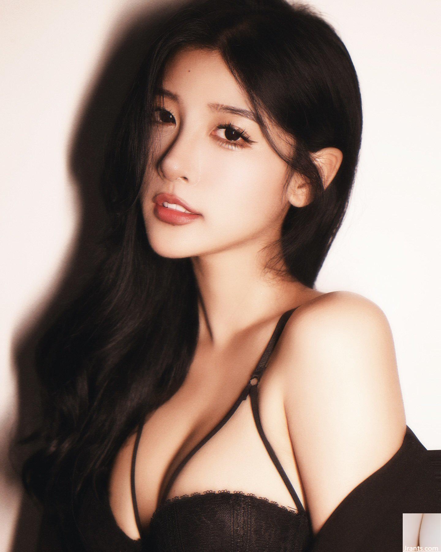 Nàng tiên giáng trần “Zeng Xiangling”, vị thần lai Đài Loan và Thái Lan có ngoại hình thực sự hoàn hảo (20P) - Ảnh 16