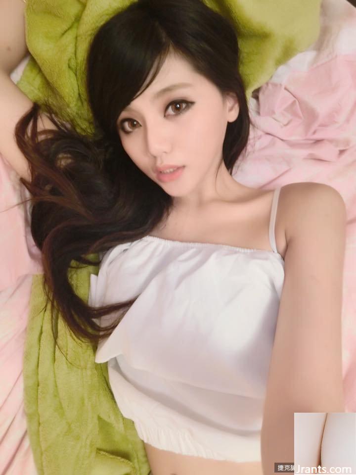 Cô gái có làn da trắng, dáng mảnh mai và đôi chân dài ~ Zhang Rongrong ~ bờ vai thon và bộ ngực thon, thật gợi cảm (61P) - Ảnh 18