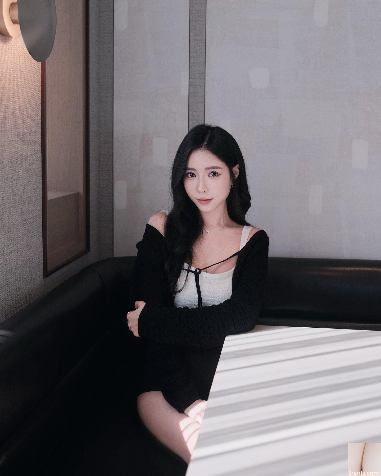 Bùng nổ gợi cảm (yumikao1212 “Bộ ngực đẹp đầy đặn không thể che giấu khiến người ta mê mẩn (15P) - Ảnh 13