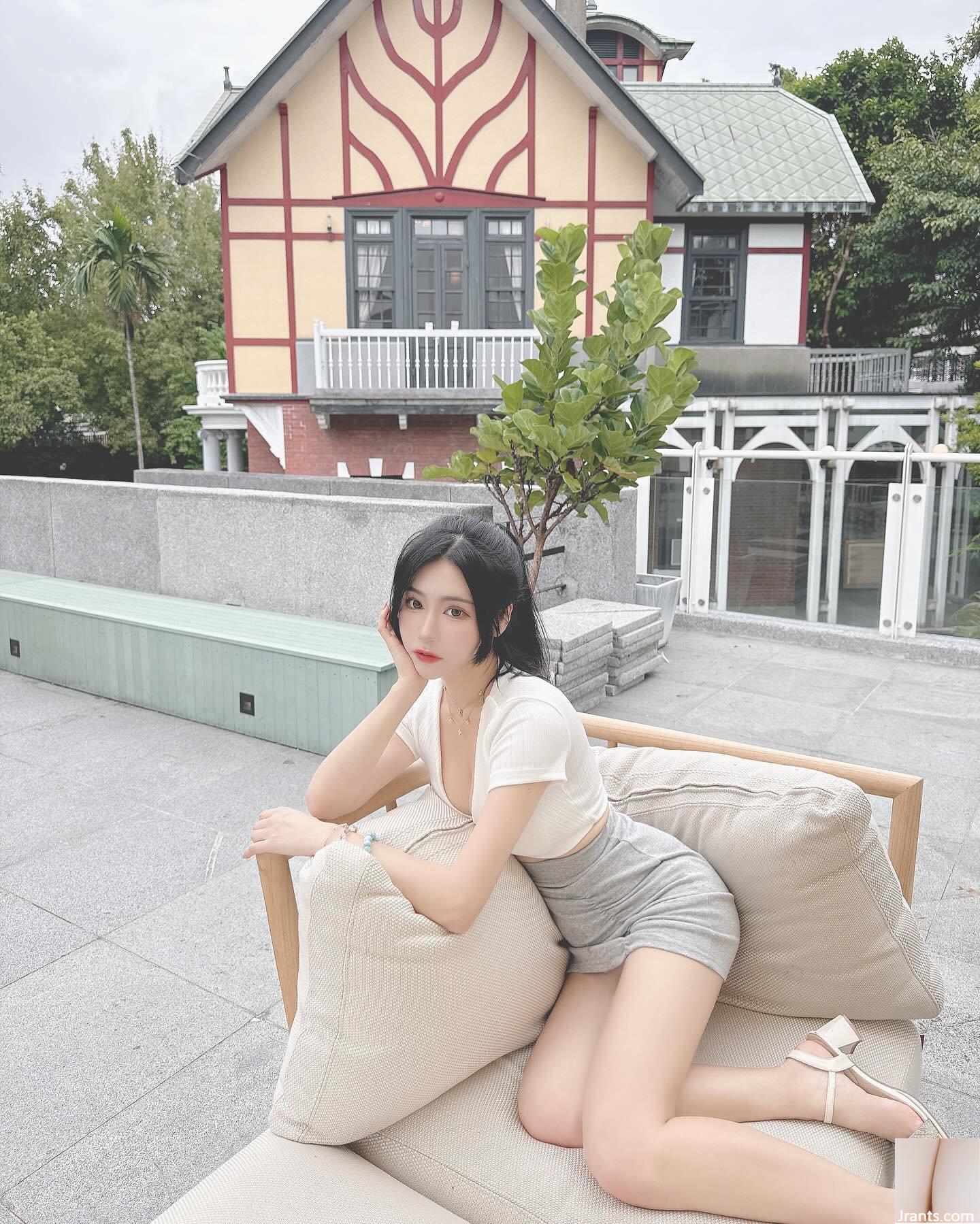 Cô gái xinh đẹp ngọt ngào “Kaiyun” có nụ cười ngọt ngào, sự cám dỗ trong sáng – sự hài lòng đầu tiên (20P) - Ảnh 14