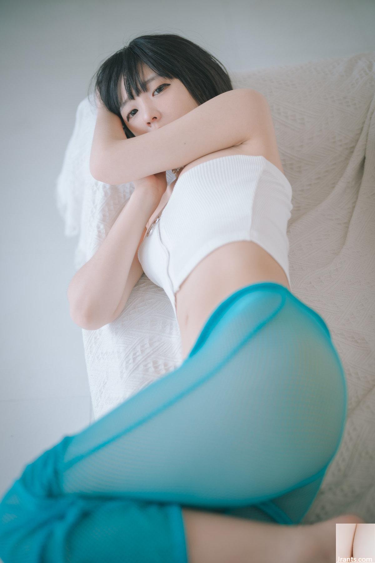 (Jeong Jenny) Thân hình gợi cảm không chê vào đâu được từ trên xuống dưới (40P) - Ảnh 15