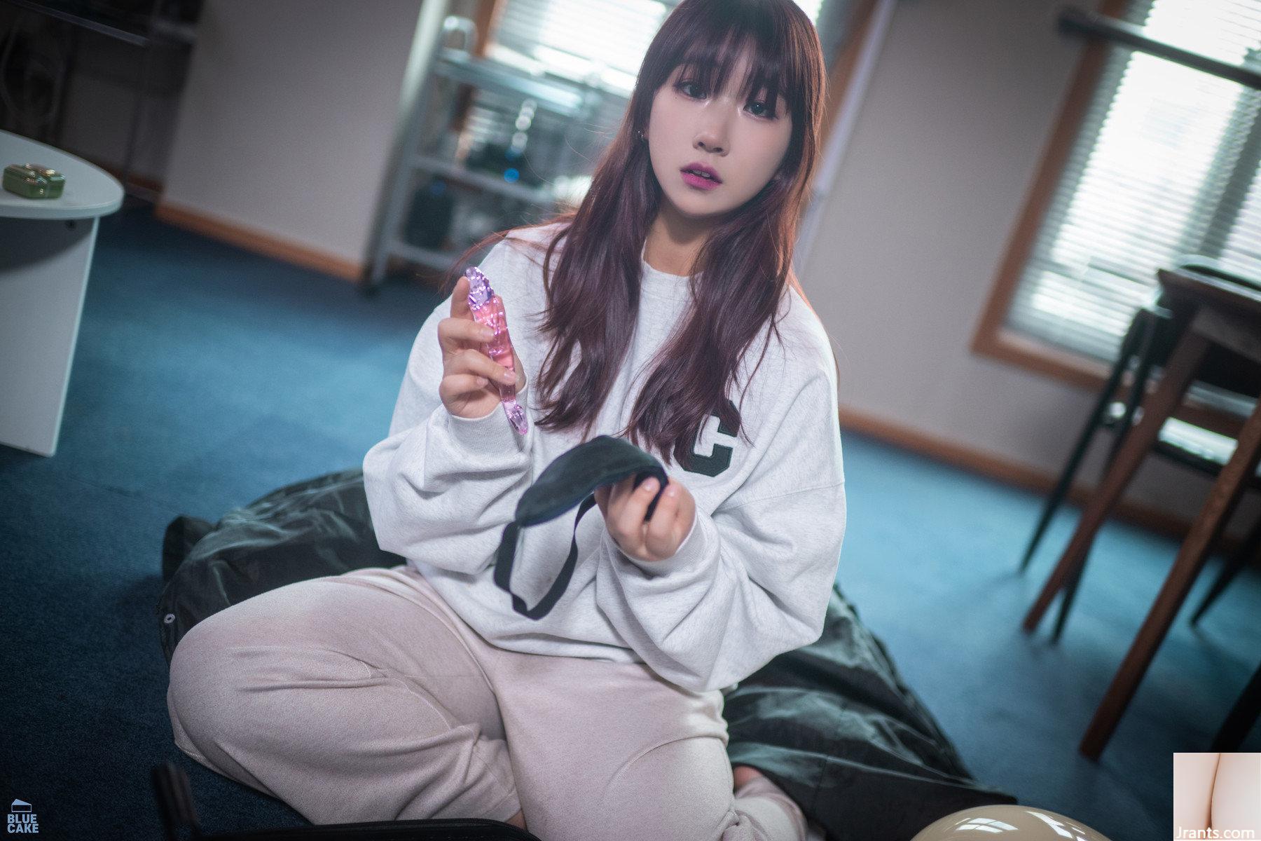 (Ggubbu) Càng nhìn dáng người bụ bẫm của cô ấy, cô ấy càng trở nên sừng sỏ (40P) - Ảnh 12