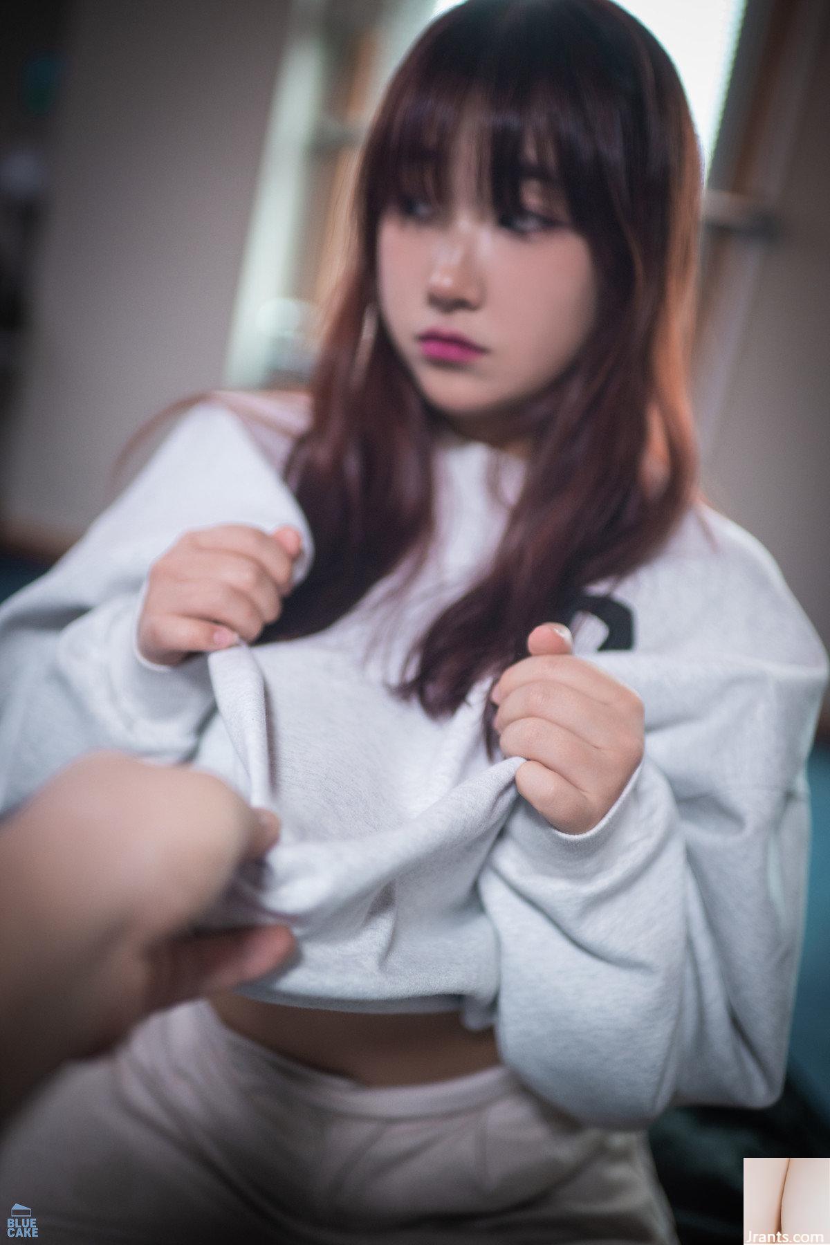 (Ggubbu) Càng nhìn dáng người bụ bẫm của cô ấy, cô ấy càng trở nên sừng sỏ (40P) - Ảnh 14