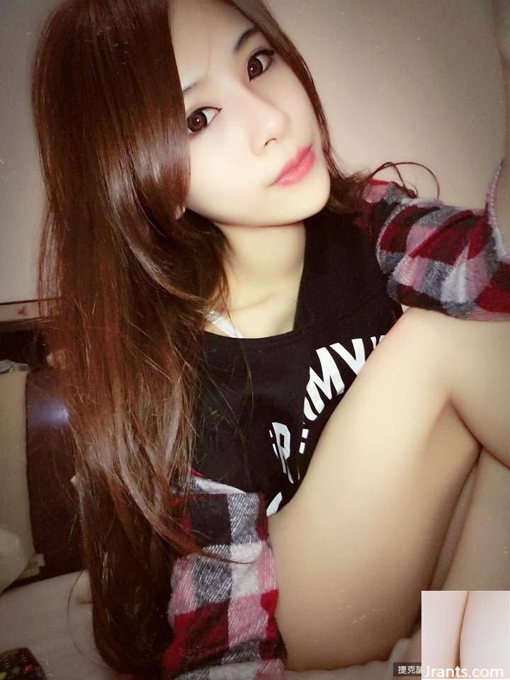 Bộ ảnh nội y gợi cảm của vợ siêu chuẩn Qiu Xi (19P)