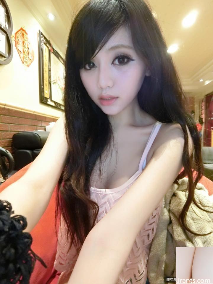 ~Zhang Rongrong~Vai thon, ngực nhỏ, thật gợi cảm (61P)