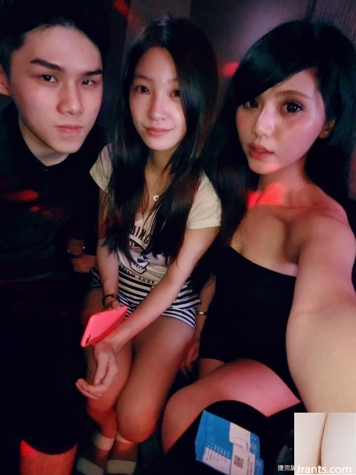 ~Zhang Rongrong~Vai thon, ngực nhỏ, thật gợi cảm (61P) - Ảnh 53