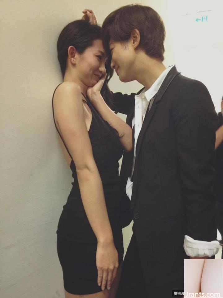 ~Yao Yao (Guo Shuyao)~ Hát trong bộ váy chữ V sâu với bộ ngực khủng (43P) - Ảnh 33