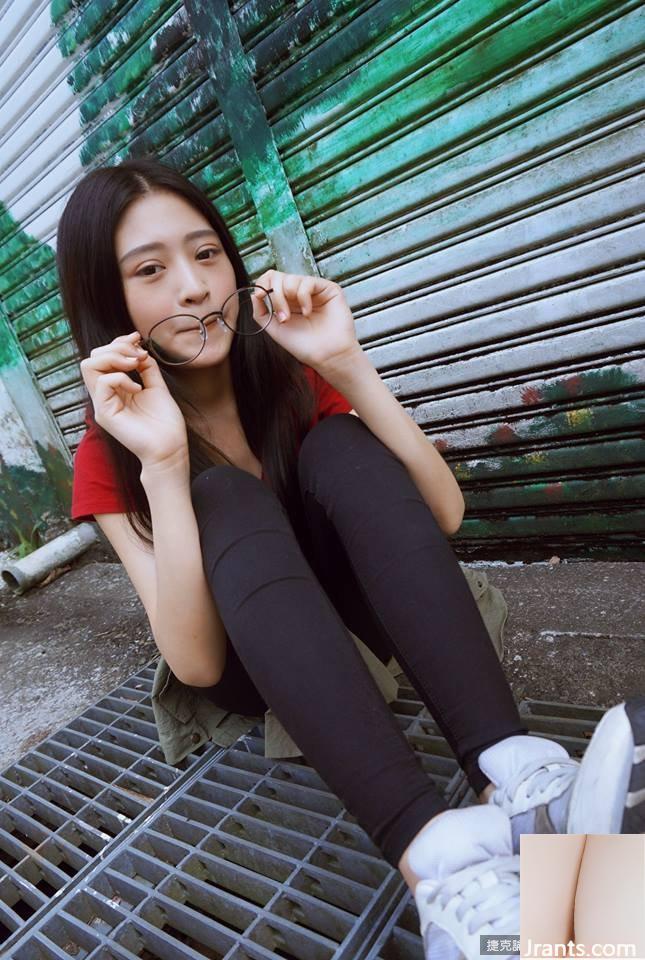 Cô gái ngọt ngào 32D đến từ Khoa Điều dưỡng của Đại học Khoa học và Công nghệ Quốc gia Đài Loan ~ Xie Yuxin ~ khoe vóc dáng chuẩn trong bộ nội y gợi cảm (63P) - Ảnh 28