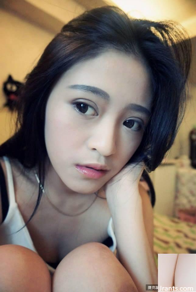 Cô gái ngọt ngào 32D đến từ Khoa Điều dưỡng của Đại học Khoa học và Công nghệ Quốc gia Đài Loan ~ Xie Yuxin ~ khoe vóc dáng chuẩn trong bộ nội y gợi cảm (63P) - Ảnh 31