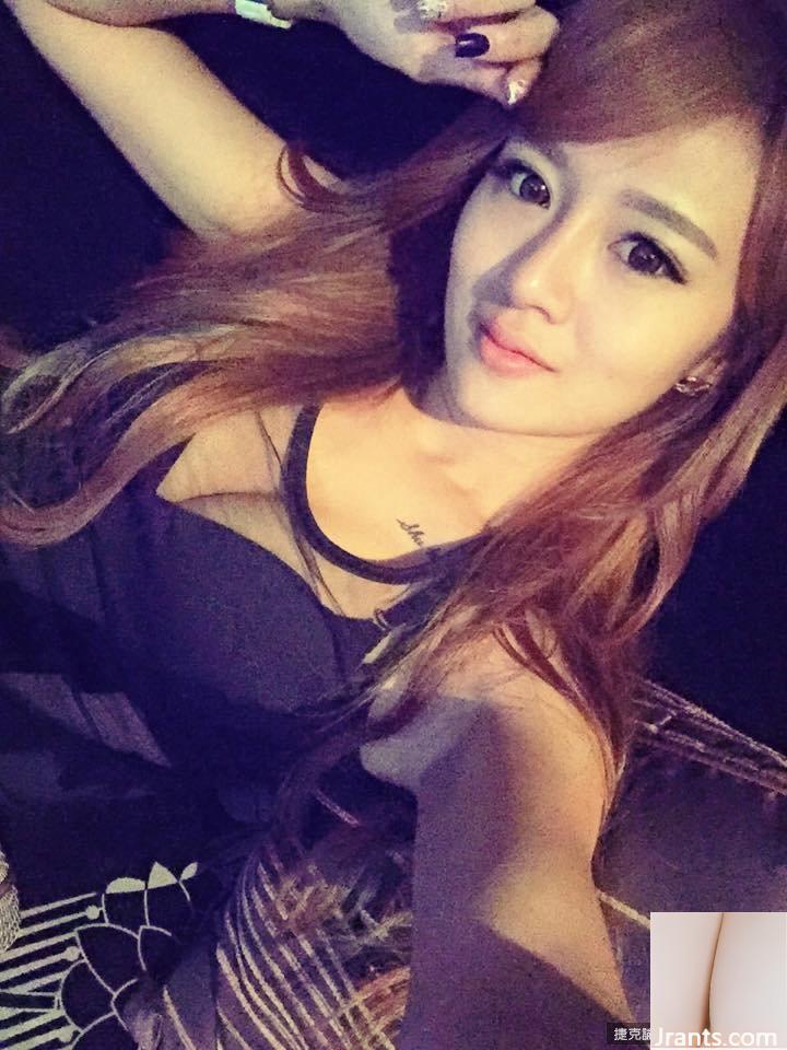 ~Chen Wei (Paipai Benben) ~ Chiếc váy bó sát màu đen có bộ ngực khủng và vòng eo thon, siêu quyến rũ!! - Ảnh 23