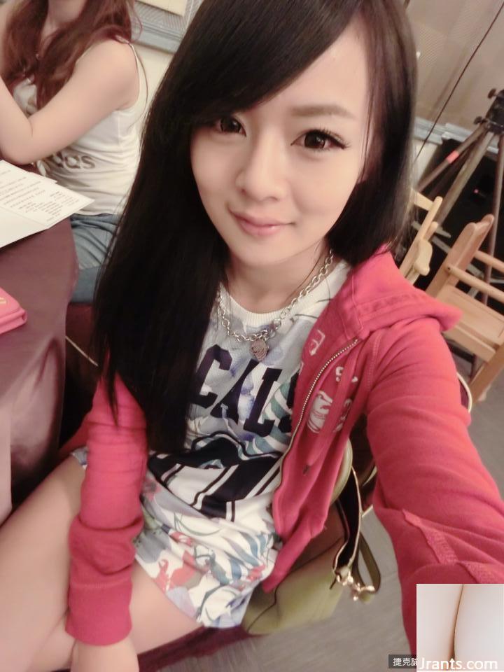 ~Chen Wei (Paipai Benben) ~ Chiếc váy bó sát màu đen có bộ ngực khủng và vòng eo thon, siêu quyến rũ!! - Ảnh 25