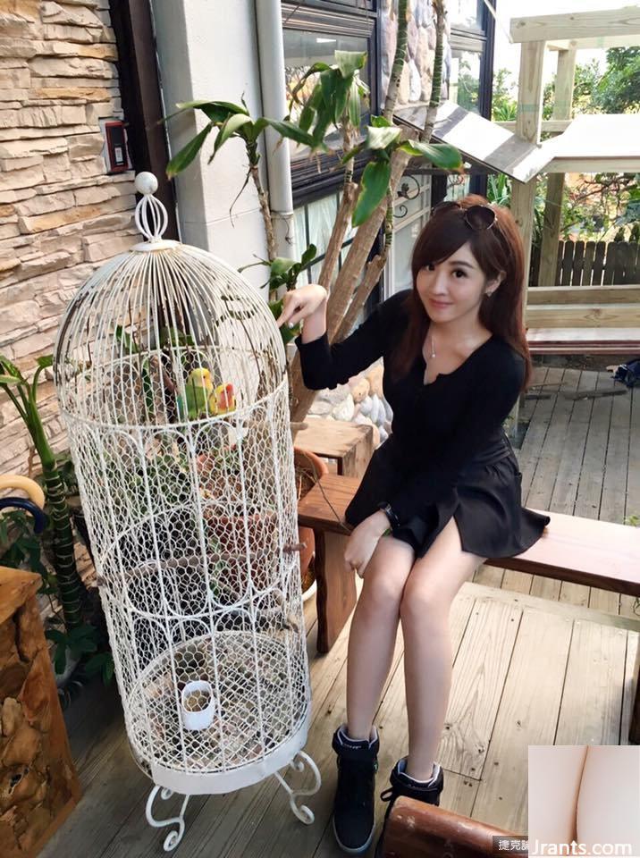 Người dẫn tin tức D-cup nhỏ Suitang ~ Huang Ruowei ~ chơi piano gợi cảm (41P) - Ảnh 15