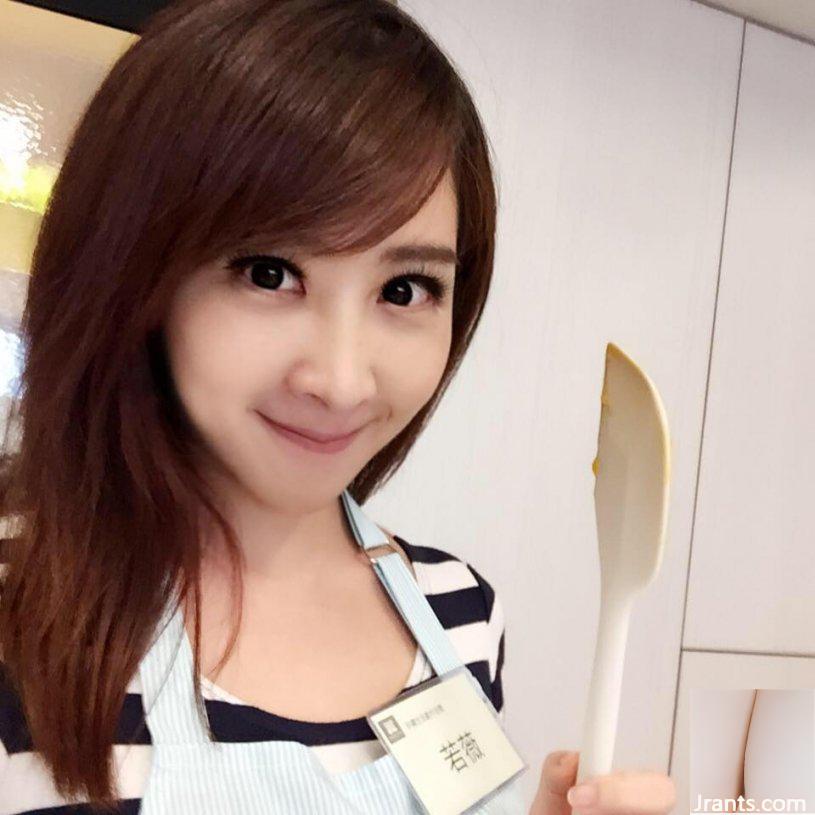 Người dẫn tin tức D-cup nhỏ Suitang ~ Huang Ruowei ~ chơi piano gợi cảm (41P) - Ảnh 28