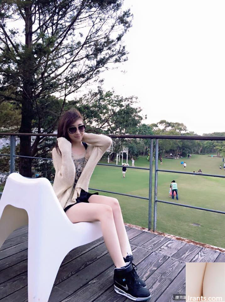 Người dẫn tin tức D-cup nhỏ Suitang ~ Huang Ruowei ~ chơi piano gợi cảm (41P) - Ảnh 32