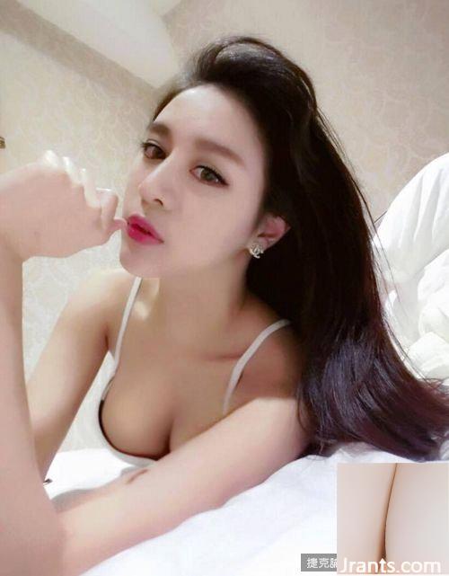 Bộ ảnh ép ngực gợi cảm của hot girl Lina quá sát thủ khiến dân tình phải xịt nước mũi (28P) - Ảnh 19