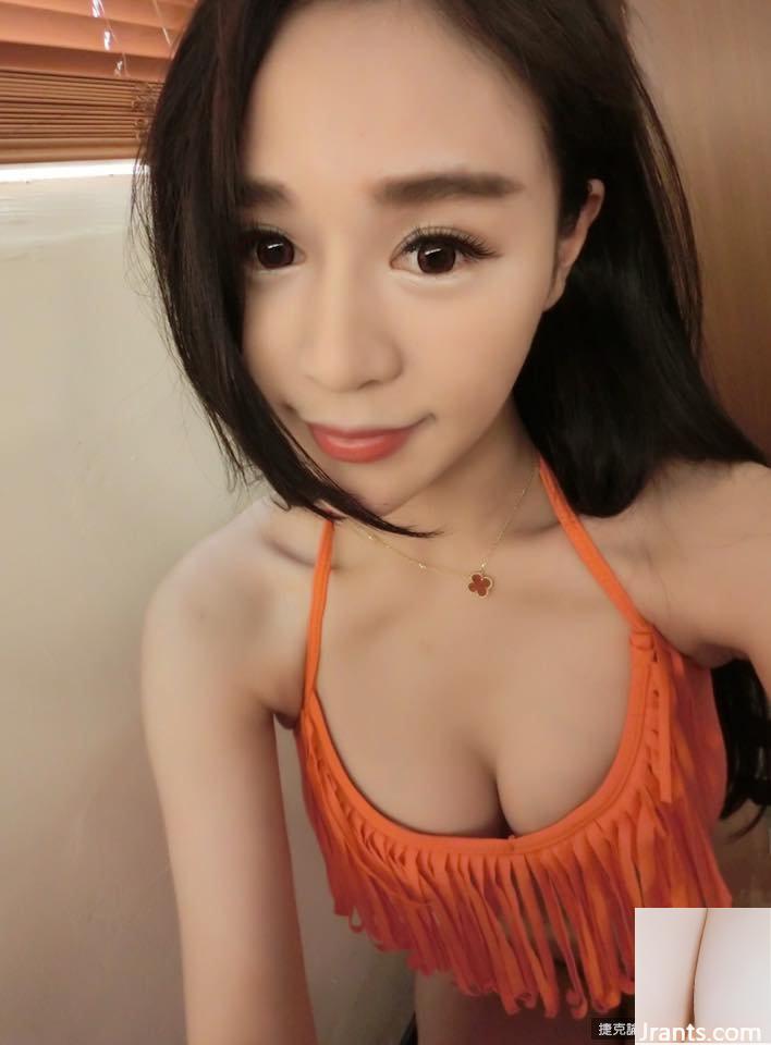 Bộ ảnh ép ngực gợi cảm của hot girl Lina quá sát thủ khiến dân tình phải xịt nước mũi (28P) - Ảnh 2