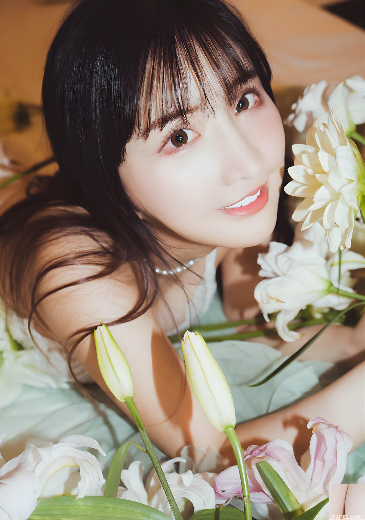 (楪カレン) Chú ngựa nhỏ gợi cảm không giấu được rãnh sâu và mạnh dạn lộ diện (28P) - Ảnh 13