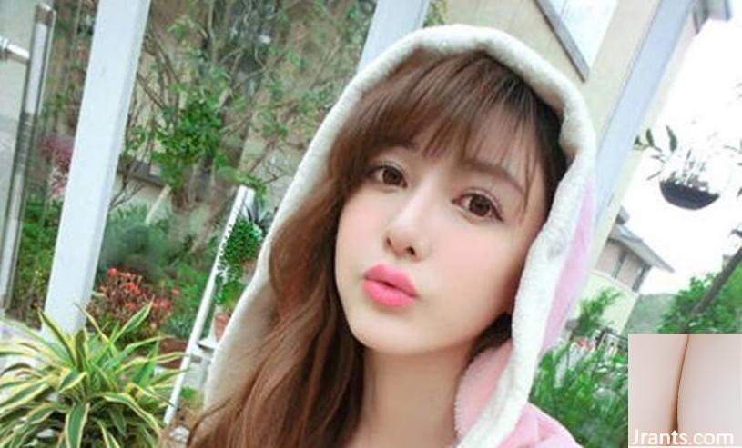 Cô gái xinh đẹp và ngọt ngào Wang Mengshi có đường cong vòng eo gợi cảm (18P)
