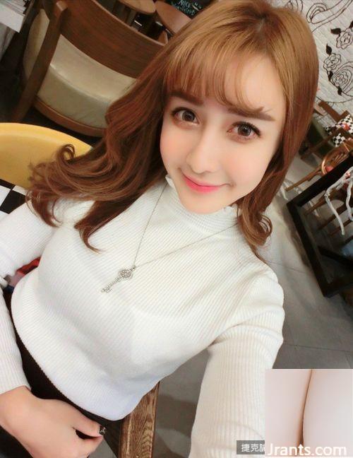 Cô gái xinh đẹp và ngọt ngào Wang Mengshi có đường cong vòng eo gợi cảm (18P) - Ảnh 12