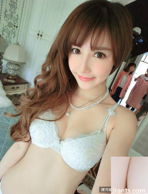 Cô gái xinh đẹp và ngọt ngào Wang Mengshi có đường cong vòng eo gợi cảm (18P) - Ảnh 9