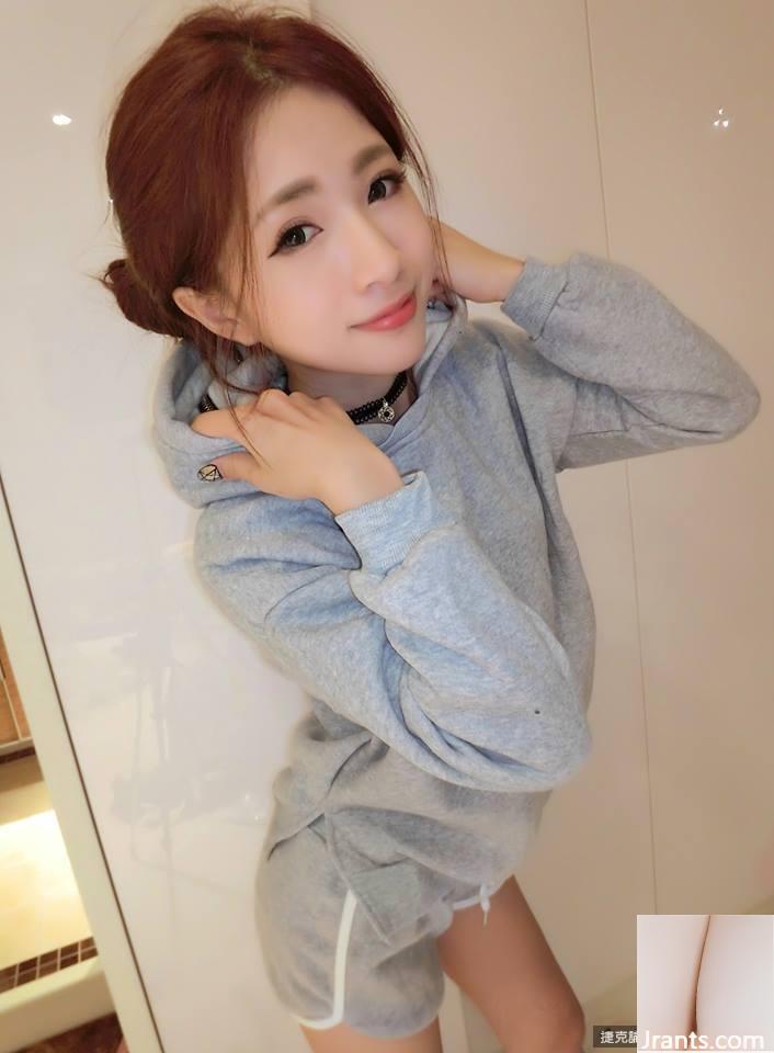 Hot girl 30D ~Hu Qi (Qiqi)~nội y gợi cảm, tất đen, cực kỳ cám dỗ (40P) - Ảnh 11