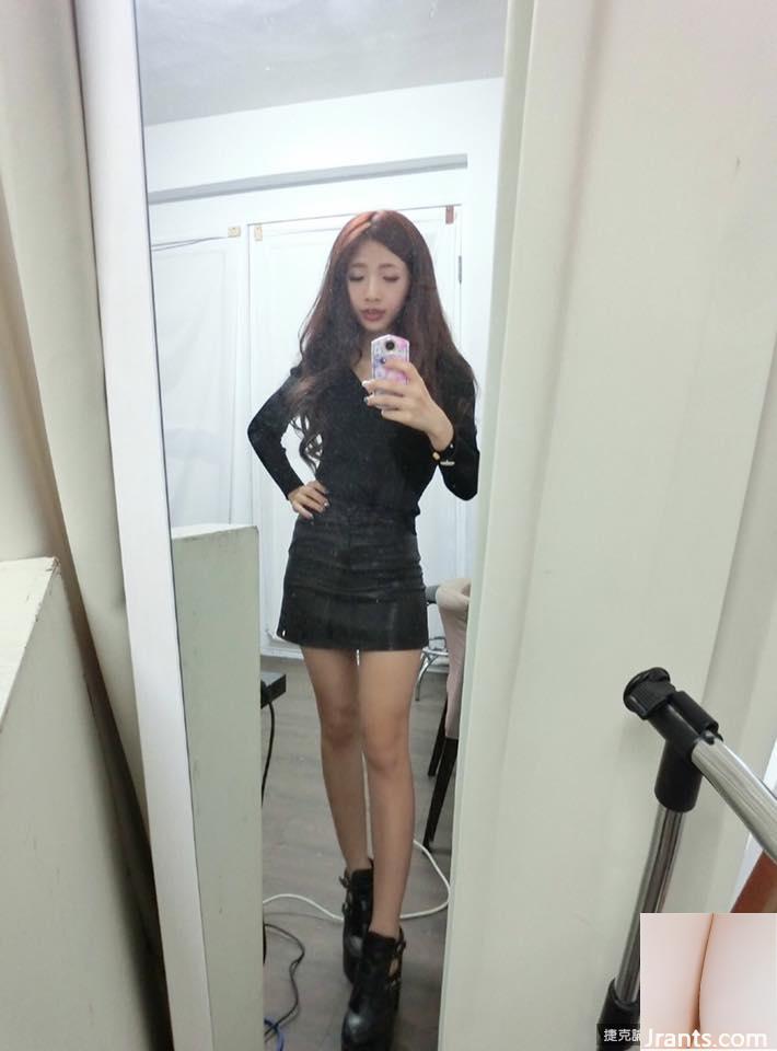 Hot girl 30D ~Hu Qi (Qiqi)~nội y gợi cảm, tất đen, cực kỳ cám dỗ (40P) - Ảnh 13