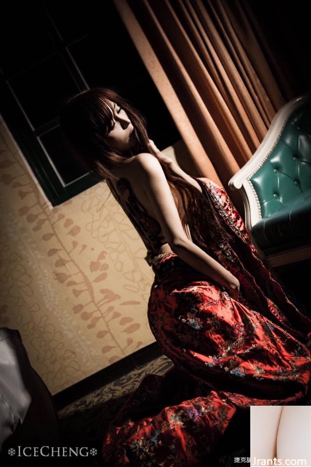 Hot E-cup Madou Lena Yu studio sexy chụp ảnh với thong + hầu gái ngực lớn (28P) - Ảnh 7