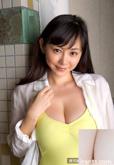 Anri Sugihara (33) Nước chân siêu cao mịn màng (18P) - Ảnh 15