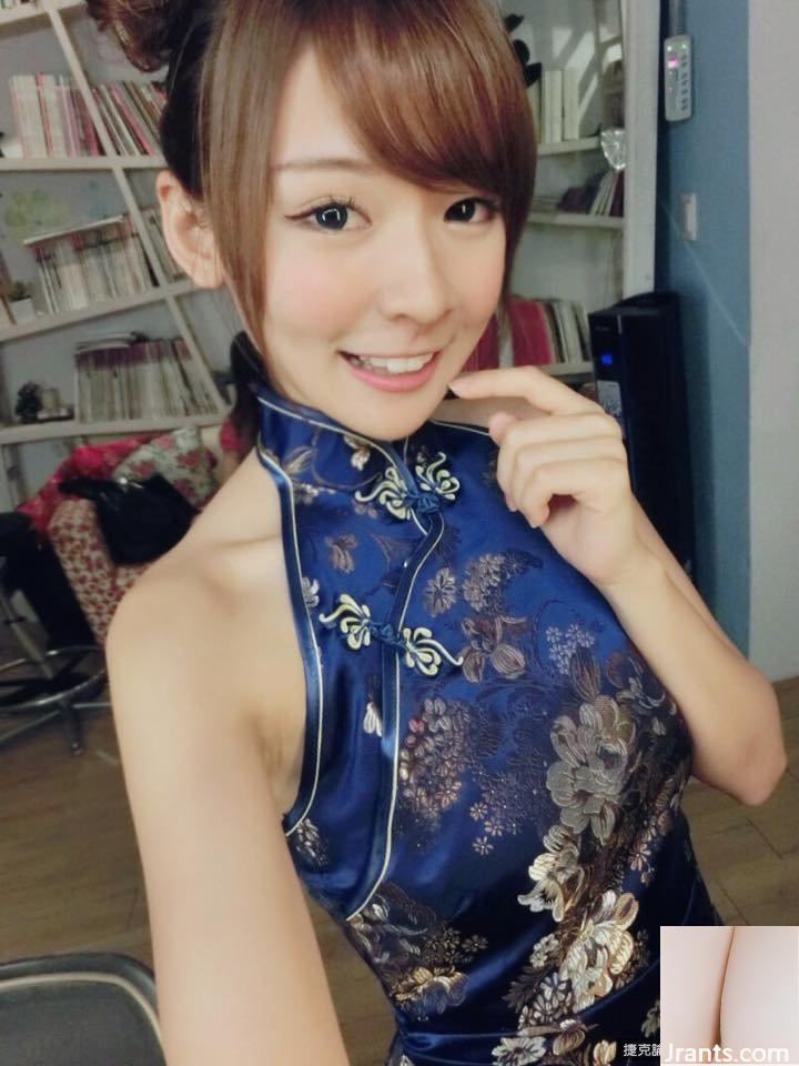 Cô gái xinh đẹp ngọt ngào Lisa trong trang phục y tá xuất hiện gợi cảm đến mức tôi rất muốn được cô ấy chăm sóc (34P) - Ảnh 16