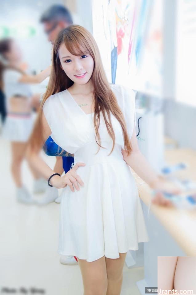 Cô gái xinh đẹp ngọt ngào Lisa trong trang phục y tá xuất hiện gợi cảm đến mức tôi rất muốn được cô ấy chăm sóc (34P) - Ảnh 26