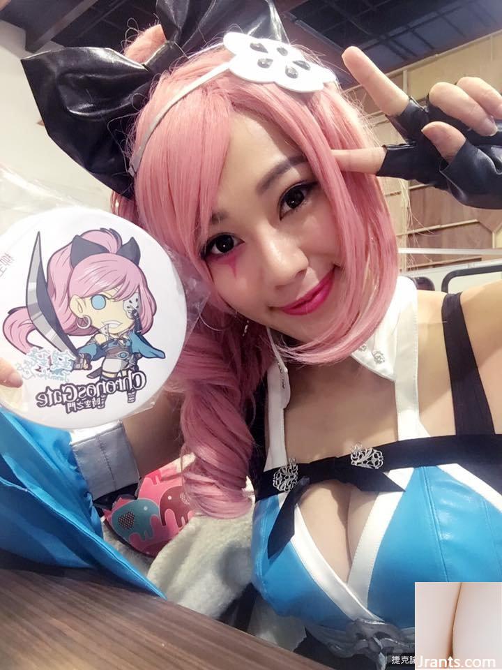 Cô gái ngực báo ngọt ngào và nóng bỏng 32D ~ Qian Qian (Qian Honglin) ~ Tôi thực sự muốn chinh phục con báo chân dài này (38P) - Ảnh 27