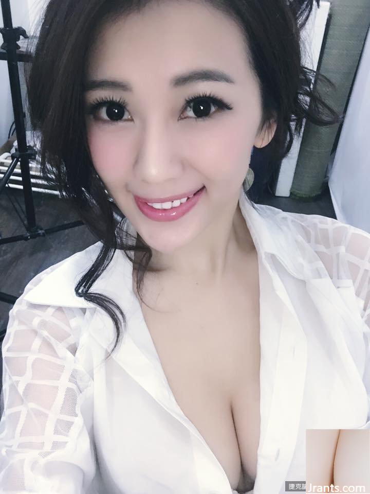 Cô gái ngực báo ngọt ngào và nóng bỏng 32D ~ Qian Qian (Qian Honglin) ~ Tôi thực sự muốn chinh phục con báo chân dài này (38P) - Ảnh 36