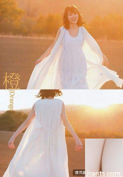 (Nogizaka) Erika Ikuta (19), một cô gái trẻ nghiêm túc, rất nổi tiếng nhờ xuất hiện trong sách ảnh (24P) - Ảnh 15