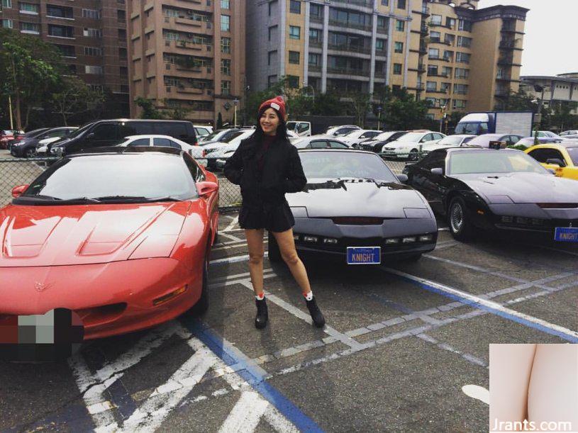 Nữ thần hội chợ (Zeng Tian) dùng băng dính bóp ngực to và thay quần áo, ngực bị đứt và cô hét lên đau đớn (28P) - Ảnh 6