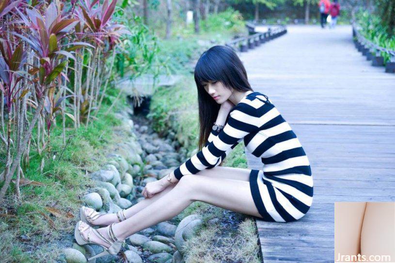 Thư ký cao, tươi tắn và xinh đẹp ~ Xiaoxue (Lv Xueyun) ~ Đôi chân trắng nõn, gợi cảm và thon thả, ánh xuân quá quyến rũ (30P) - Ảnh 28