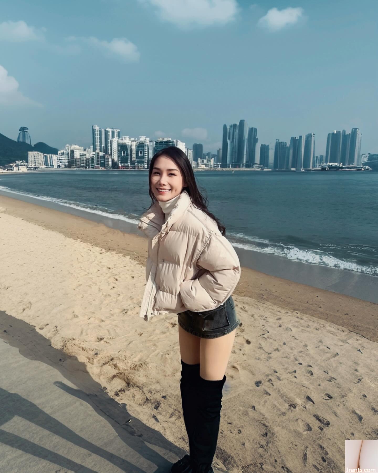 Vóc dáng gợi cảm của mỹ nhân thiên thần “angelchinn” hôi đến mức khiến cư dân mạng mê mẩn (17P) - Ảnh 15