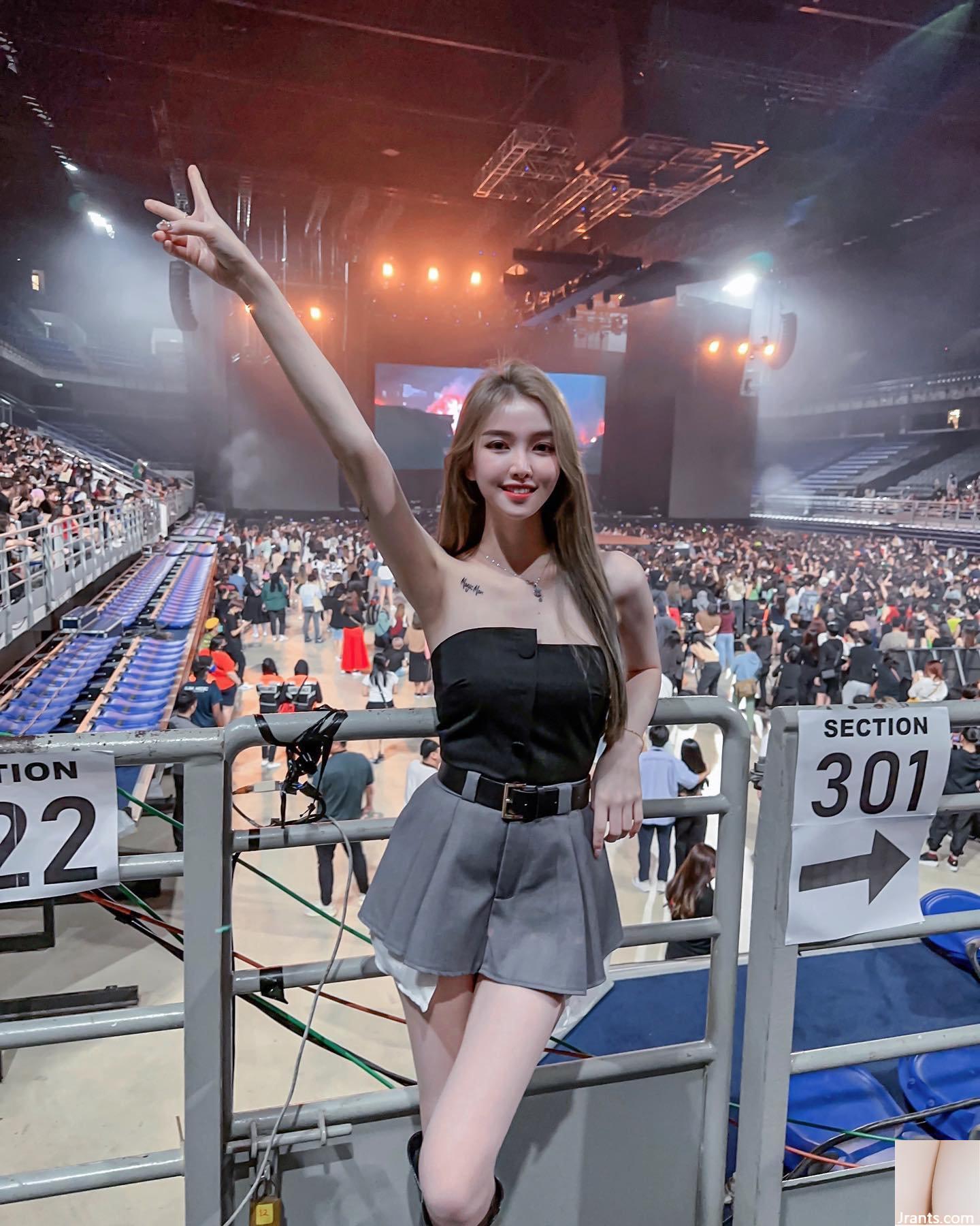 Bộ ảnh gợi cảm của mỹ nhân Internet “yvonne1207” khiến dân tình không thể rời mắt (13P) - Ảnh 13