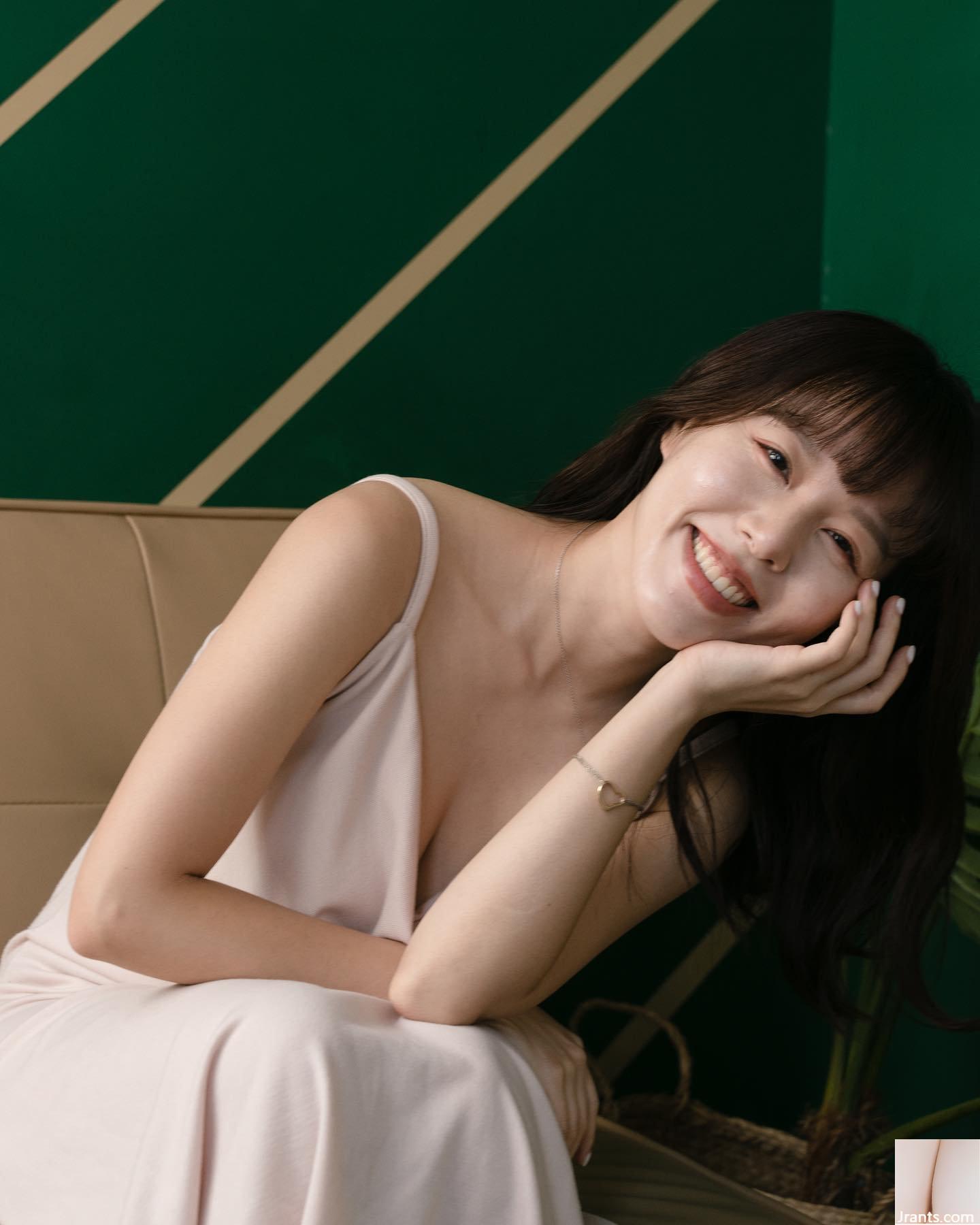 Bộ ngực trắng nõn và dịu dàng “Ruby_Lin” cùng khe ngực đầy đặn khiến người ta chảy nước dãi mũi và không thể rời mắt (11P - Ảnh 6