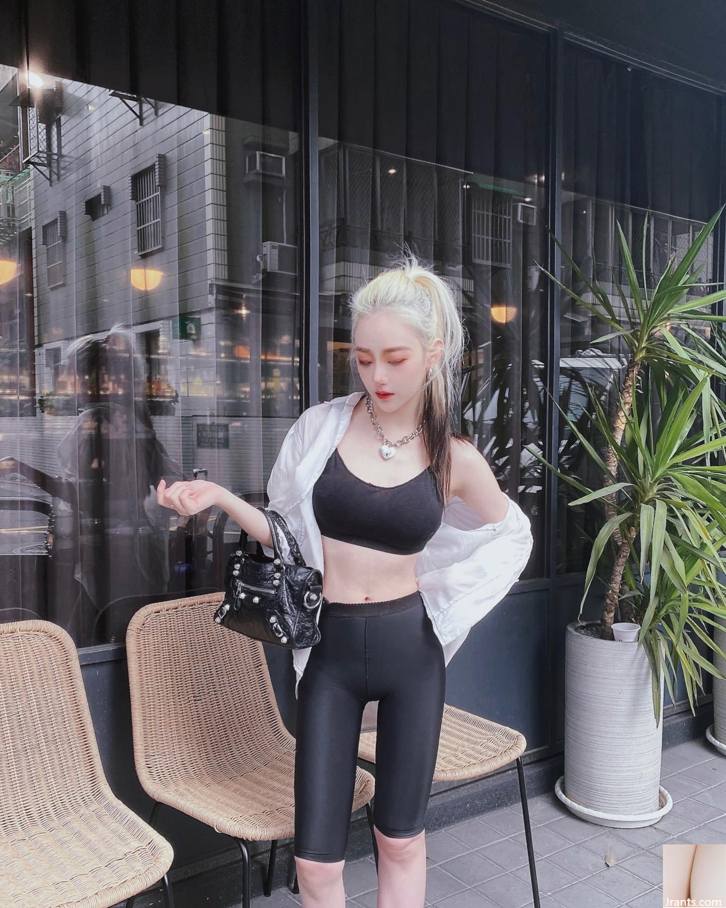 Em gái ngực khủng “Elsa Ko” có dáng chuẩn cực phẩm, máu sôi sùng sục, nóng bỏng và quyến rũ (12P) - Ảnh 4