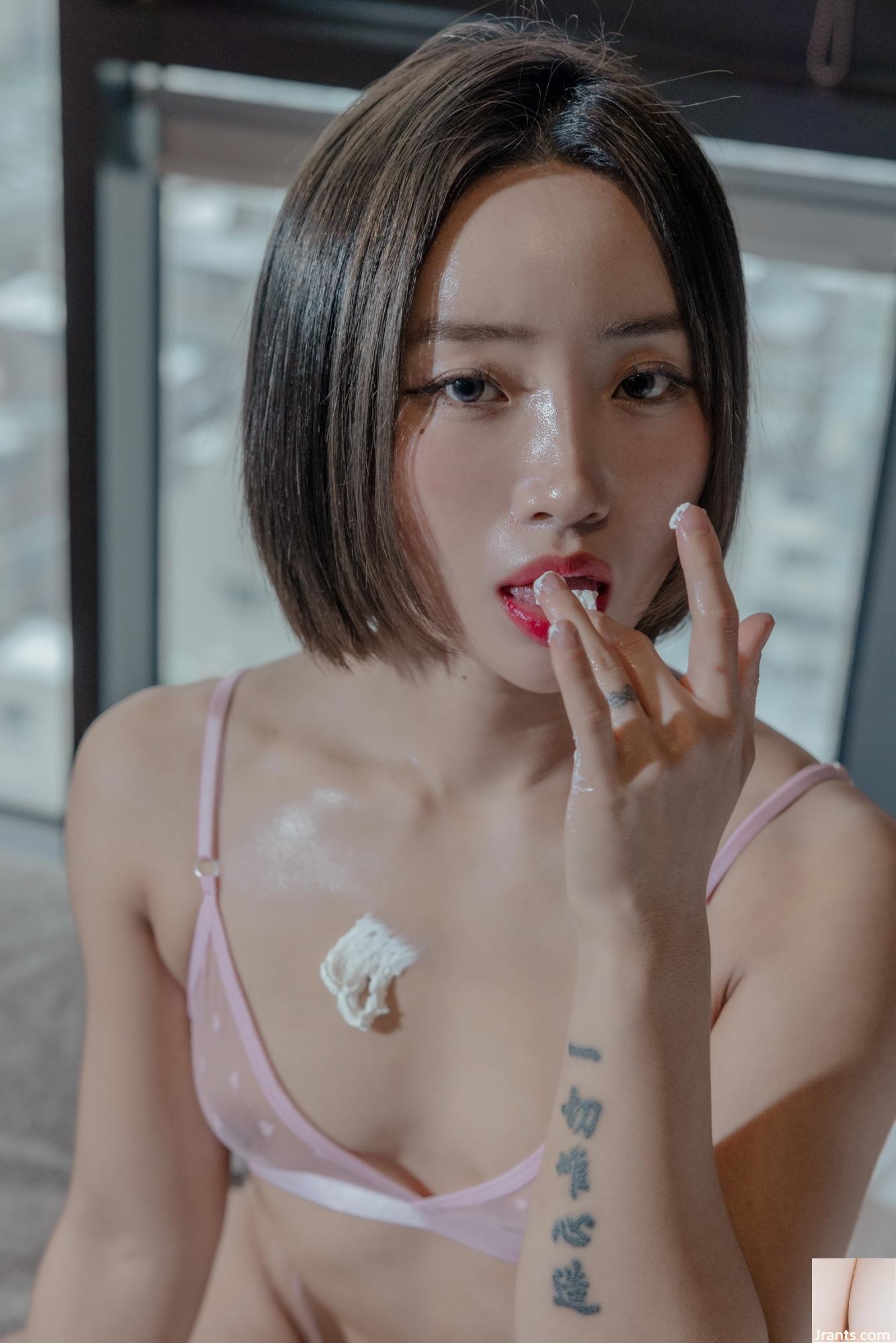 (SWEETBOX) Nữ hoàng chiến lợi phẩm – Vol.02 – Part.2 (98P) - Ảnh 30