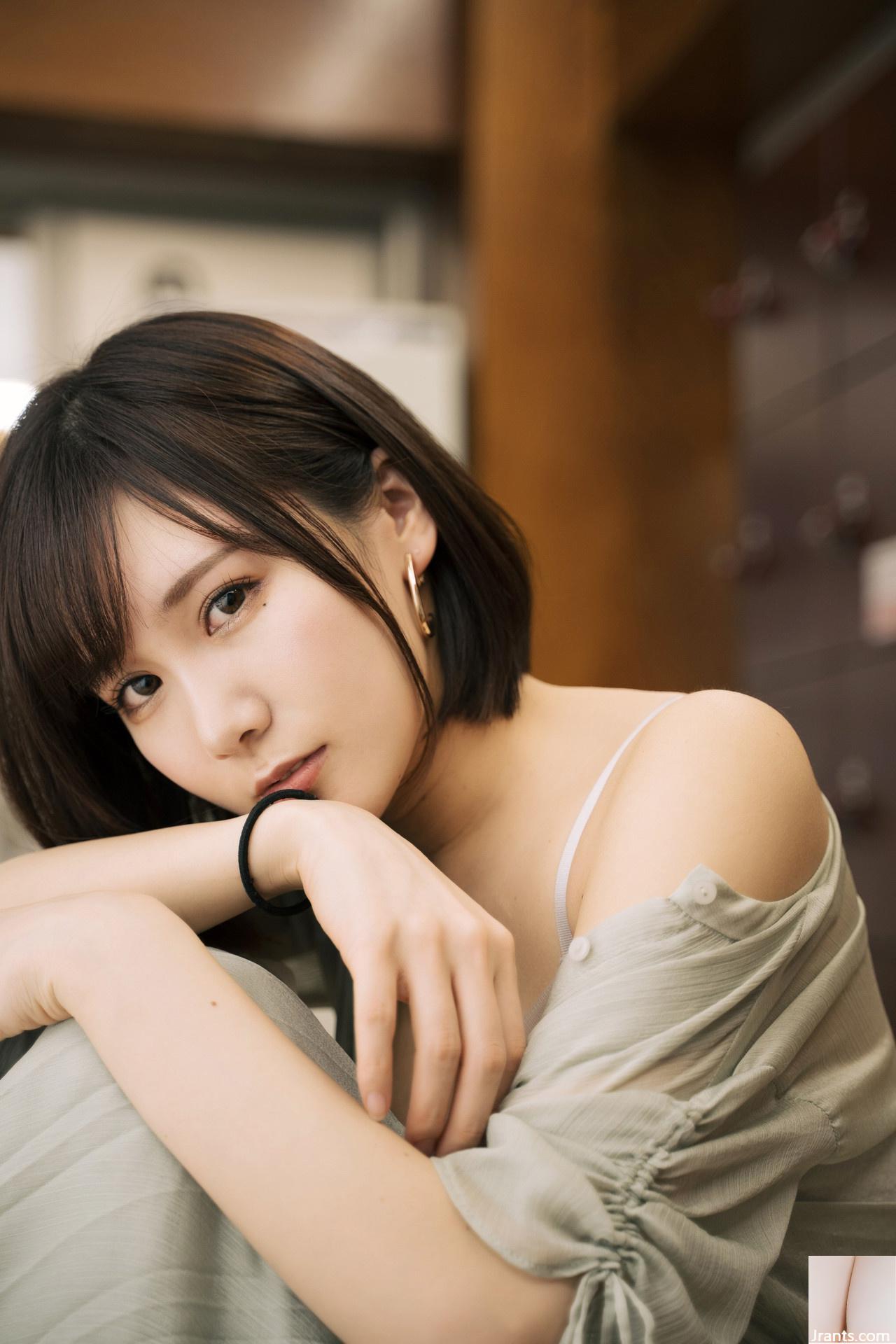 (けんけん) Người đàn ông có nụ cười ngọt ngào rơi vào vẻ thanh tao vượt qua thế giới trong một giây (55P) - Ảnh 27