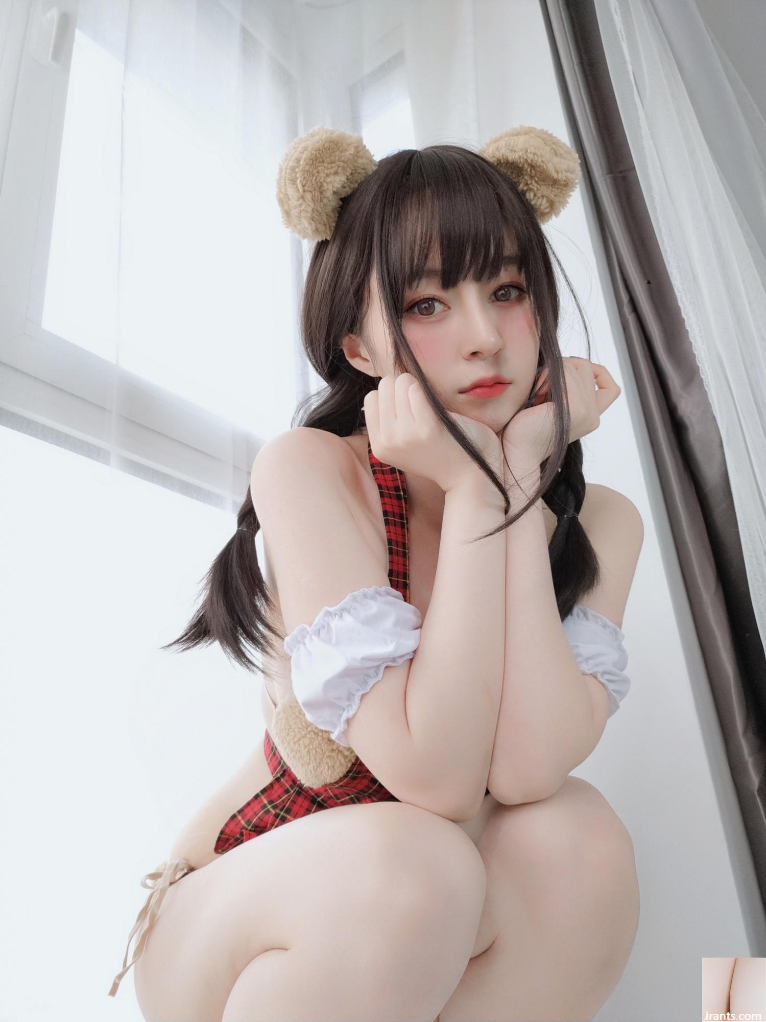 Bạc 81 “Cô gái gấu” Sức hút của tạp dề màu nude không thể ngăn cản (56P) - Ảnh 40