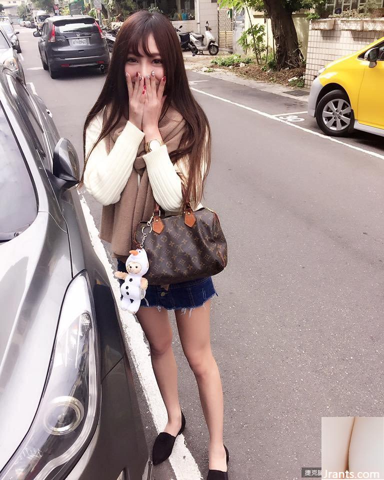 Cô gái ngọt ngào với bộ ngực đẹp cúp E ~ Zhang Zhumei ~ Dây vai tuột ra trong bức ảnh selfie, gợi cảm đến mức khơi dậy trí tưởng tượng (36P) - Ảnh 20