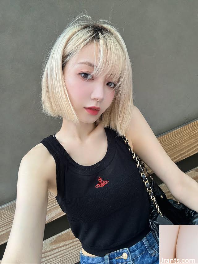 Bước đột phá lớn của cựu thành viên nhóm nhạc nữ BoA! Sách ảnh gợi cảm cho phép người hâm mộ “nhẹ nhàng lựa chọn”! (11P) - Ảnh 11