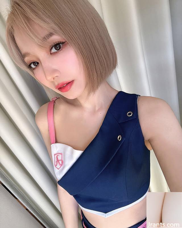 Bước đột phá lớn của cựu thành viên nhóm nhạc nữ BoA! Sách ảnh gợi cảm cho phép người hâm mộ “nhẹ nhàng lựa chọn”! (11P) - Ảnh 7