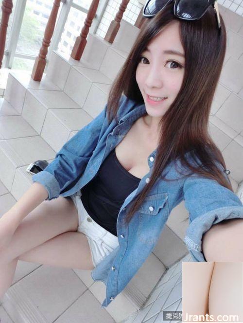 Cô gái E-cup Zhang Zhumei chụp ảnh selfie ngực khủng và vô tình làm mất dây vest (21P) - Ảnh 14