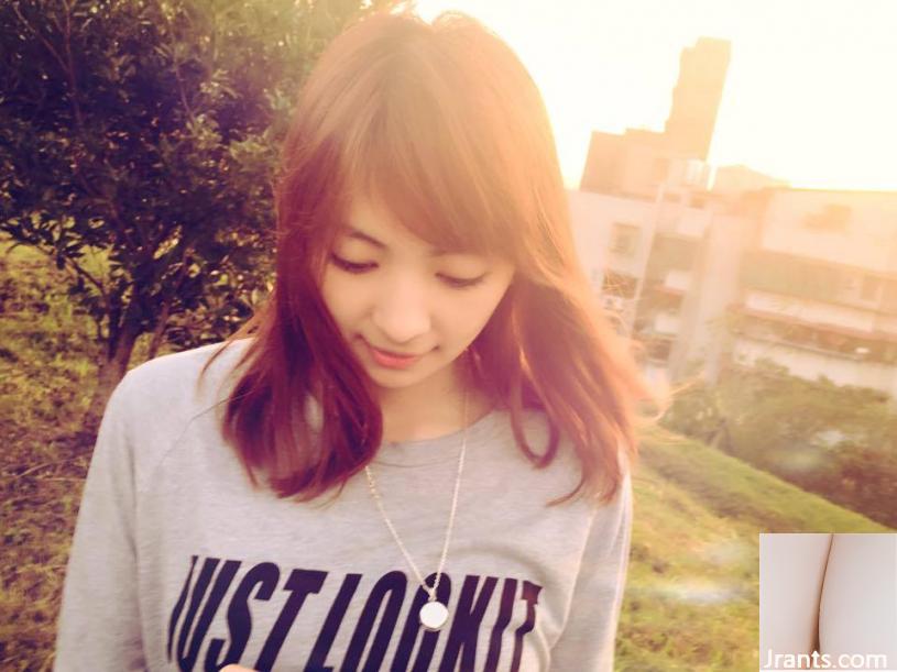 Ra mắt ngực khủng siêu chân thành ~ Axi ~ (30P) - Ảnh 3